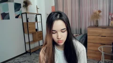 Melina online show from 02-08-26, 09:34