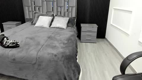 Snapshot of lolaangellx chatting on 11-17-25, 07:41 Lola Angel online show from 11-17-25, 07:41