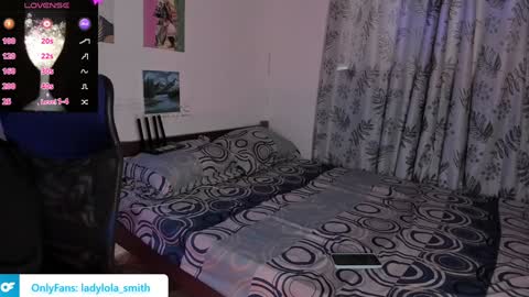 Snapshot of lolaasmith_21 chatting on 01-06-25, 10:15 lolaasmith_21 online show from 01-06-25, 10:15