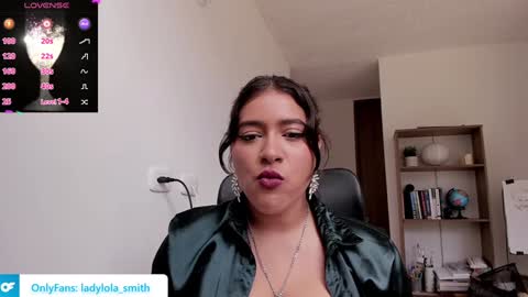 Snapshot of lolaasmith_21 chatting on 02-03-25, 03:27 lolaasmith_21 online show from 02-03-25, 03:27