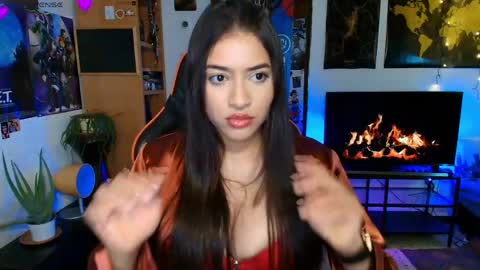 Snapshot of lolaasmith_21 chatting on 05-06-26, 08:58 lolaasmith_21 online show from 05-06-26, 08:58
