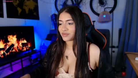 Snapshot of lolaasmith_21 chatting on 05-24-26, 02:55 lolaasmith_21 online show from 05-24-26, 02:55