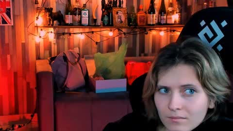 Snapshot of lolaasmus chatting on 12-18-24, 03:11 I consider myself the god Loki but life just calls me LOL online show from 12-18-24, 03:11