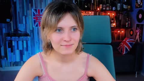 Snapshot of lolaasmus chatting on 01-17-25, 08:02 I consider myself the god Loki but life just calls me LOL online show from 01-17-25, 08:02