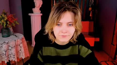 Snapshot of lolaasmus chatting on 01-30-25, 06:24 I consider myself the god Loki but life just calls me LOL online show from 01-30-25, 06:24