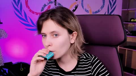 Snapshot of lolaasmus chatting on 02-01-25, 11:10 I consider myself the god Loki but life just calls me LOL online show from 02-01-25, 11:10