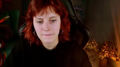 Snapshot of lolaasmus chatting on 03-11-25, 08:09 I consider myself the god Loki but life just calls me LOL online show from 03-11-25, 08:09