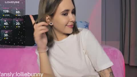 Snapshot of lolabunnyz chatting on 10-10-25, 08:41 Lola3 online show from 10-10-25, 08:41