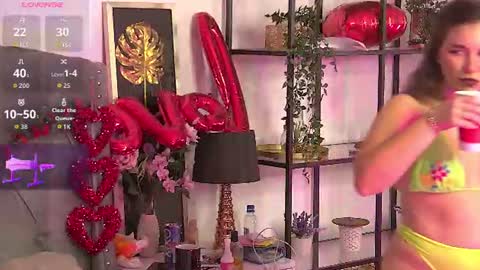 Snapshot of lolabuttie chatting on 06-15-26, 06:26 Lola new tits boobs ass stepsis online show from 06-15-26, 06:26