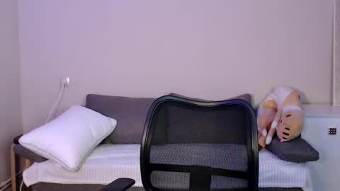 lolacash777 online show from 05-03-26, 06:14