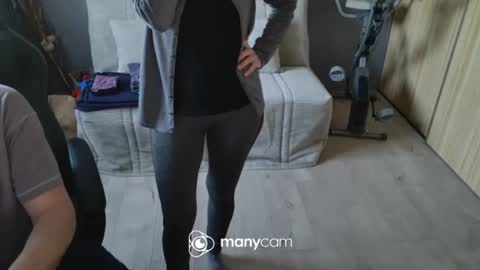 Snapshot of lolacharly chatting on 02-04-25, 02:32 z1cpl38 online show from 02-04-25, 02:32