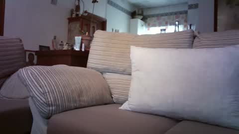 LOLA HUESO y ERIC online show from 12-21-25, 09:49