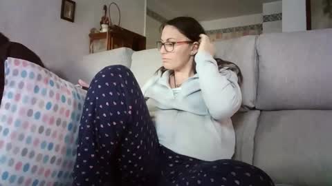 LOLA HUESO y ERIC online show from 04-07-26, 03:01