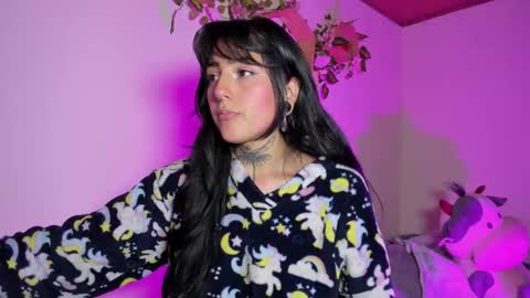 Snapshot of lolaleah_ chatting on 02-26-26, 03:16 Lola online show from 02-26-26, 03:16