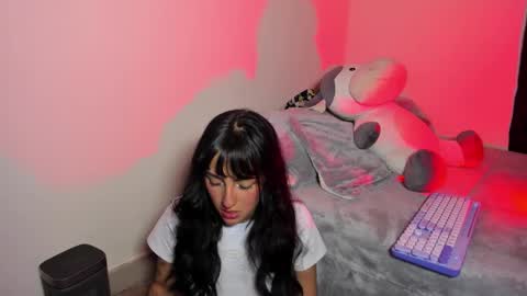 Snapshot of lolaleah_ chatting on 03-06-26, 08:55 Lola online show from 03-06-26, 08:55