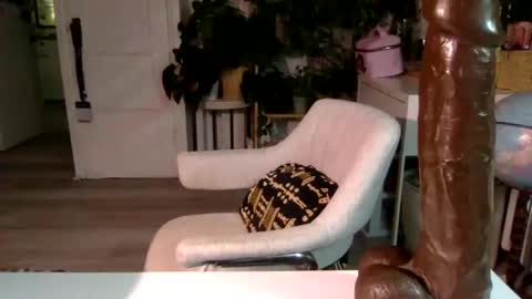 Lola Lustful online show from 02-02-25, 12:30