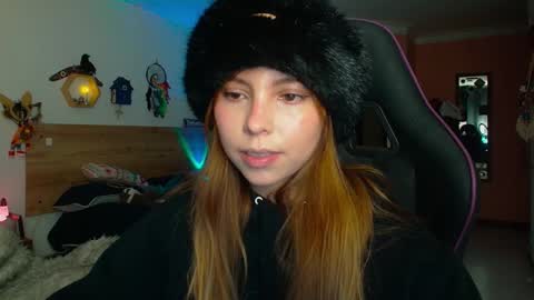 Lola doll online show from 02-17-26, 12:07