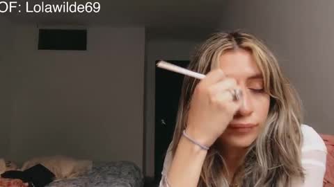 Snapshot of lolita_wilde390 chatting on 12-25-24, 12:15 Lolita Wildes Back online show from 12-25-24, 12:15