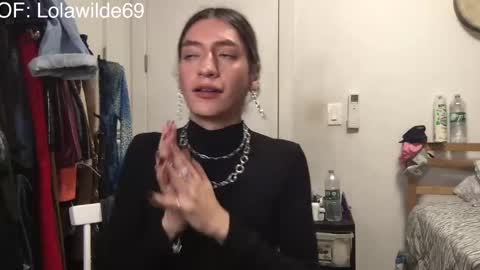 Snapshot of lolita_wilde390 chatting on 10-14-25, 06:14 Lolita Wildes Back online show from 10-14-25, 06:14