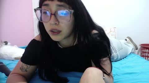 Lolita  online show from 01-11-25, 05:10