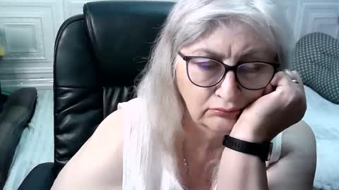 LolkaAlyss online show from 05-13-26, 05:10