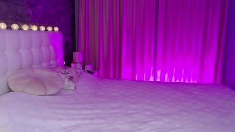 Victoria online show from 02-13-26, 04:58