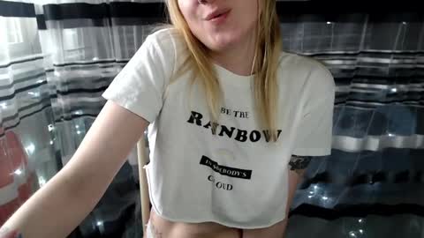 Lisa online show from 02-11-25, 10:37