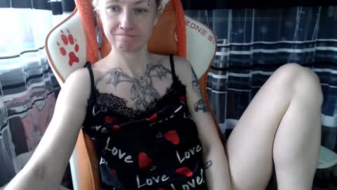 Lisa online show from 02-22-26, 07:40