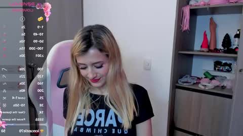 Lolly  online show from 01-10-25, 03:29