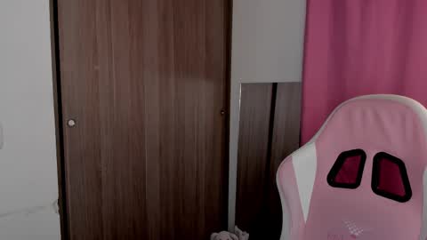 Lolly  online show from 09-14-25, 02:33