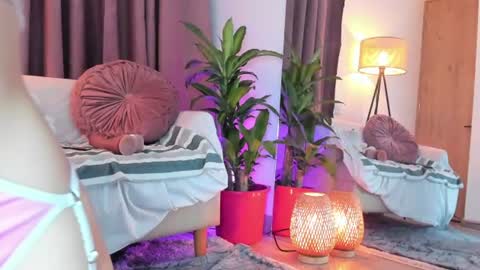 Lolly  online show from 07-02-26, 03:34