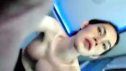 Snapshot of lolly_lips69 chatting on 12-29-24, 04:51 hana online show from 12-29-24, 04:51