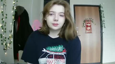 Lilly online show from 02-21-25, 07:12