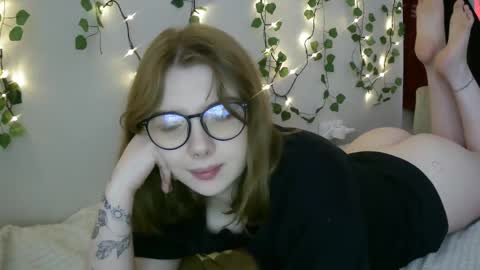 Lilly online show from 03-09-25, 02:32