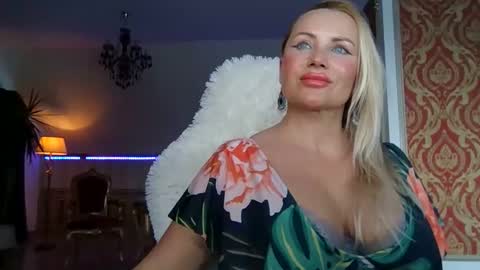 Roxy online show from 12-26-24, 02:05