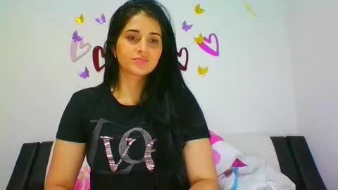 estehfania online show from 02-23-25, 01:02