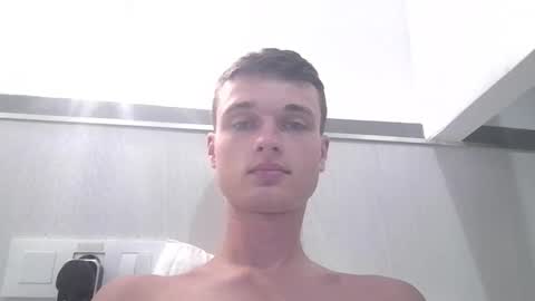 london_tomy online show from 12-03-25, 01:02