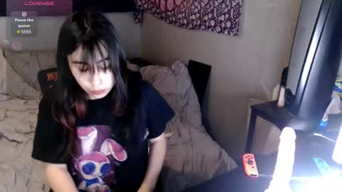 londonray online show from 12-18-25, 05:02