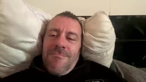 Snapshot of londonsbigbenxxx chatting on 10-02-25, 09:16 londonsbigbenxxx online show from 10-02-25, 09:16