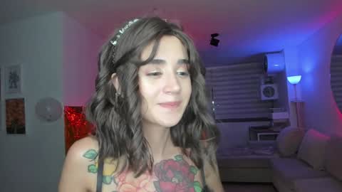 Snapshot of lonelly_lolly98 chatting on 01-05-25, 02:38 SABRINA online show from 01-05-25, 02:38