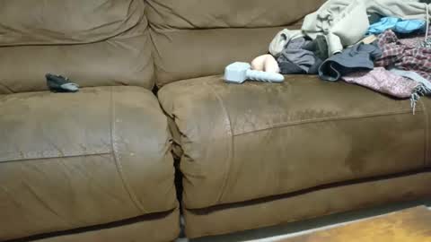 Snapshot of longhairedfreak1921 chatting on 10-16-25, 06:58 longhairedfreak1921 online show from 10-16-25, 06:58