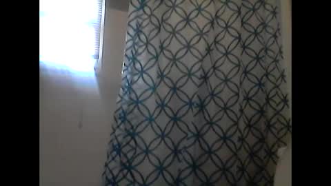 Snapshot of longjohnpurp29 chatting on 09-25-25, 04:32 how can i plz u online show from 09-25-25, 04:32