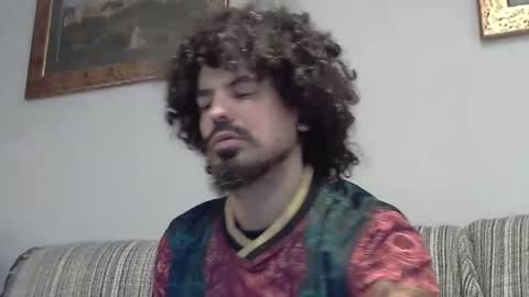 Snapshot of longnight5 chatting on 01-19-25, 08:50 Alejandro Rulitos Twitter longnight55 Intagram 5longnight5 online show from 01-19-25, 08:50