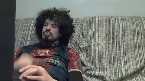 Snapshot of longnight5 chatting on 01-19-25, 06:00 Alejandro Rulitos Twitter longnight55 Intagram 5longnight5 online show from 01-19-25, 06:00