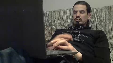 Snapshot of longnight5 chatting on 01-28-25, 04:18 Alejandro Rulitos Twitter longnight55 Intagram 5longnight5 online show from 01-28-25, 04:18