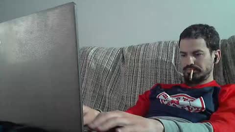 Snapshot of longnight5 chatting on 02-13-25, 04:17 Alejandro Rulitos Twitter longnight55 Intagram 5longnight5 online show from 02-13-25, 04:17