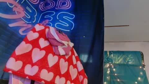 Londoncashmere69  online show from 12-31-24, 01:41