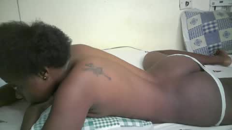 Snapshot of lonybrown chatting on 06-12-26, 03:49 lonybrown online show from 06-12-26, 03:49