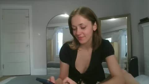 Elanor online show from 09-11-25, 11:05