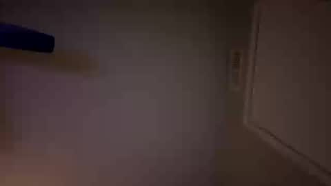 Snapshot of looknohands23 chatting on 07-24-26, 06:50 LookNoHands23 online show from 07-24-26, 06:50